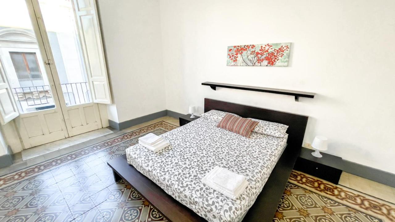San Giuliano'S Street - Holiday Home คาตาเนีย ภายนอก รูปภาพ