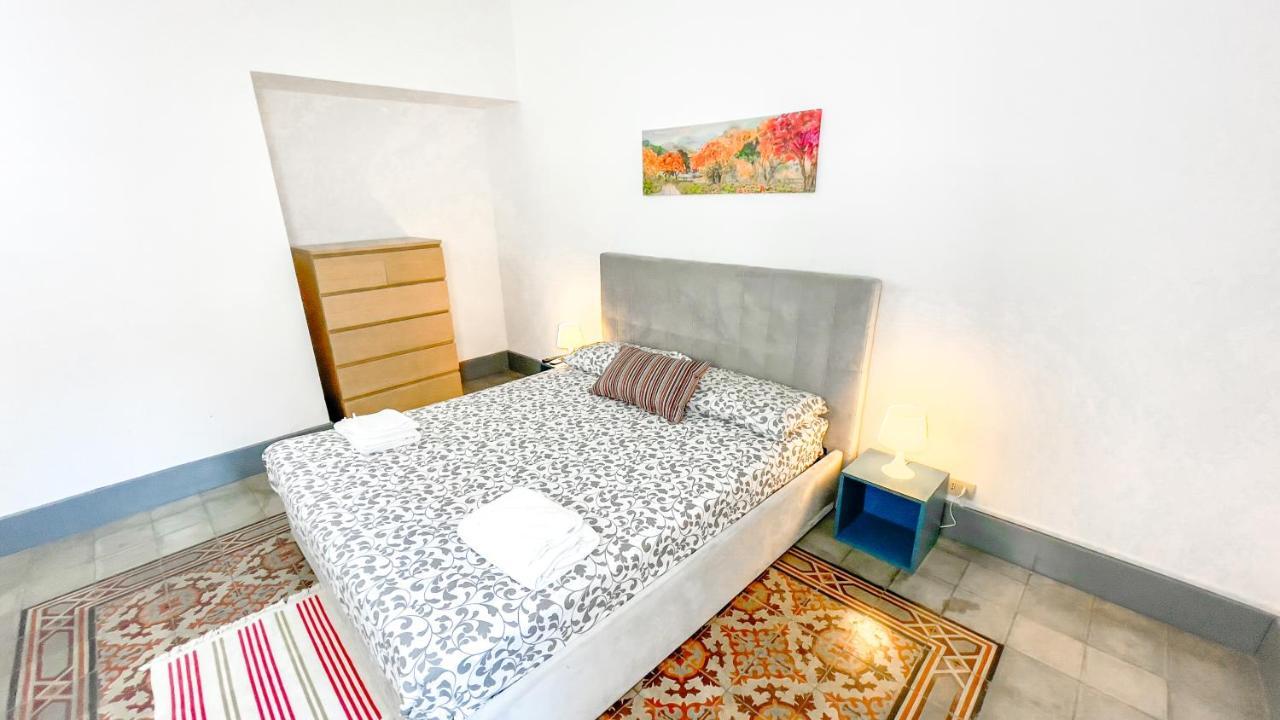 San Giuliano'S Street - Holiday Home คาตาเนีย ภายนอก รูปภาพ